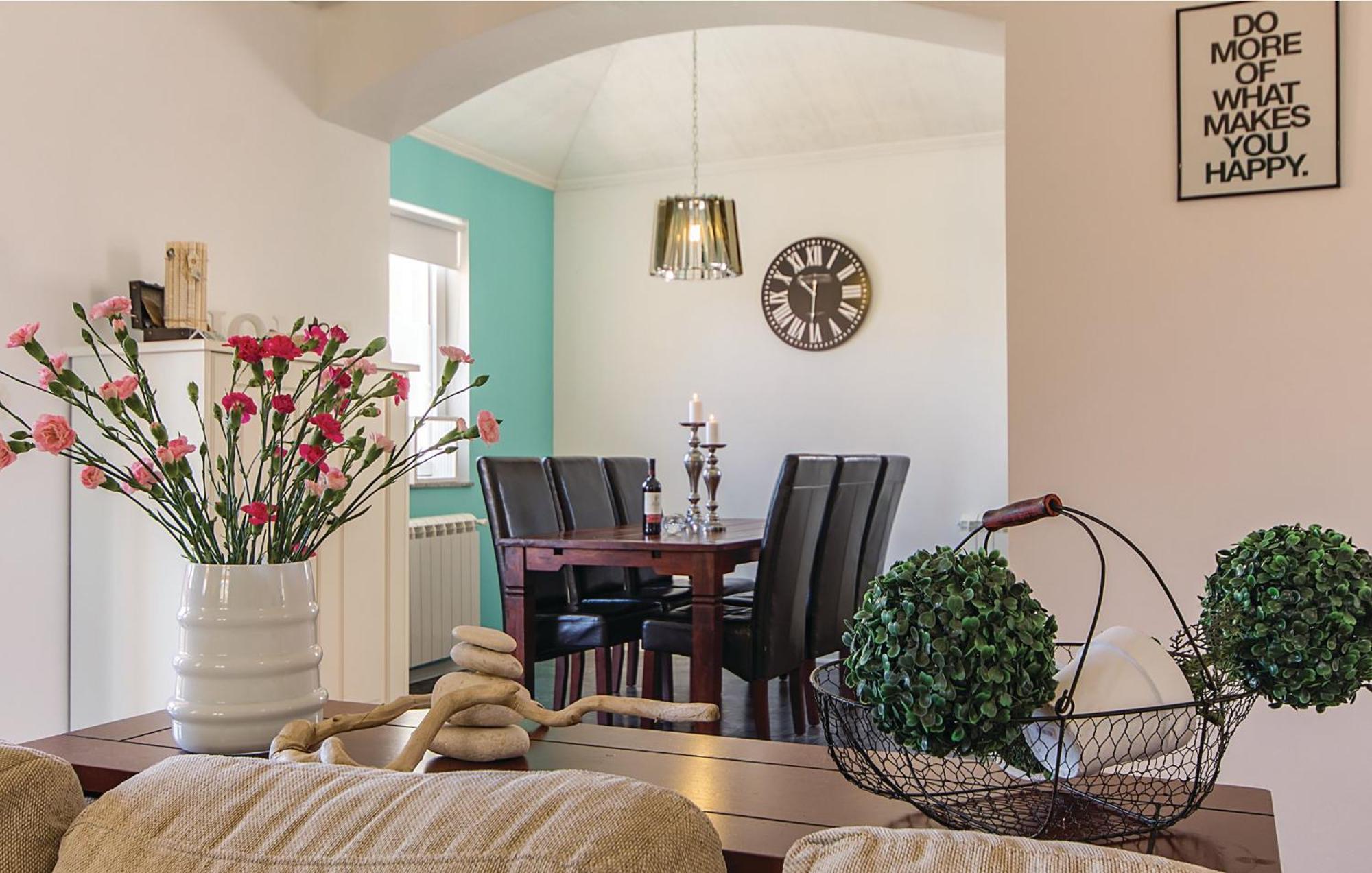 7 Bedroom Stunning Home In Ližnjan מראה חיצוני תמונה